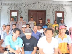 Bersama Warga Banjar Klatakan, Desa Melaya, Kapolres Jembrana Gelar Jumat Curhat