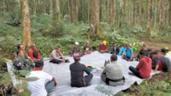 Acara Syukuran Tebang Hutan di Desa Telemung Berjalan Lancar