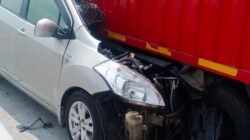 Dua Orang Tewas dalam Kecelakaan Ertiga Seruduk Truk Parkir di Tol Tegal
