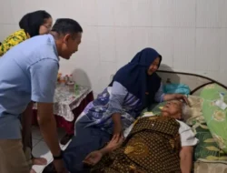 Demi Warga, Wahyu Hidayat Blusukan Sambangi Warga yang Membutuhkan