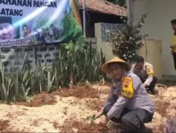 Produktifkan Lahan Kosong, Polres Batang Bantu Perekonomian Warga Sekitar