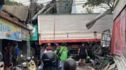 Kecelakaan Truk di Ngaliyan, Kemacetan Panjang Hingga Kampus UIN Walisongo Semarang