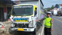 Guru SMK Jadi Korban Tewas dalam Kecelakaan Truk Boks vs Tiga Motor di Cilacap