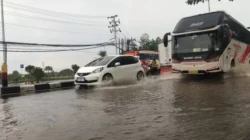 Jalan Solo-Semarang Km 14 Boyolali Terendam 30 Cm, Pengendara Diminta Waspada